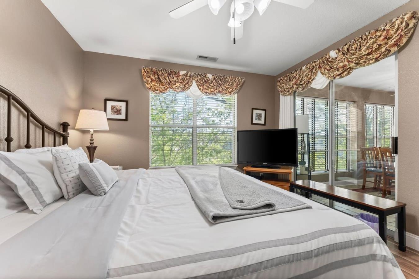 Penthouse Thousand Hills Golf Front Condo With Pool Close To 76 And Sleeps 8 Бренсън Екстериор снимка